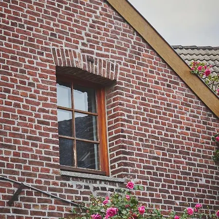 Maas En Heuvel Maastricht 3* アイスデン