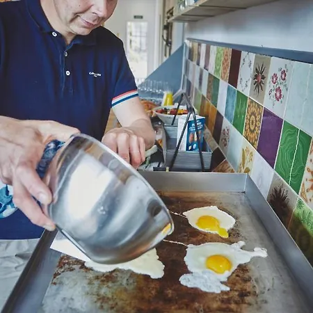 Maas En Heuvel Maastricht Alojamento de Acomodação e Pequeno-almoço
